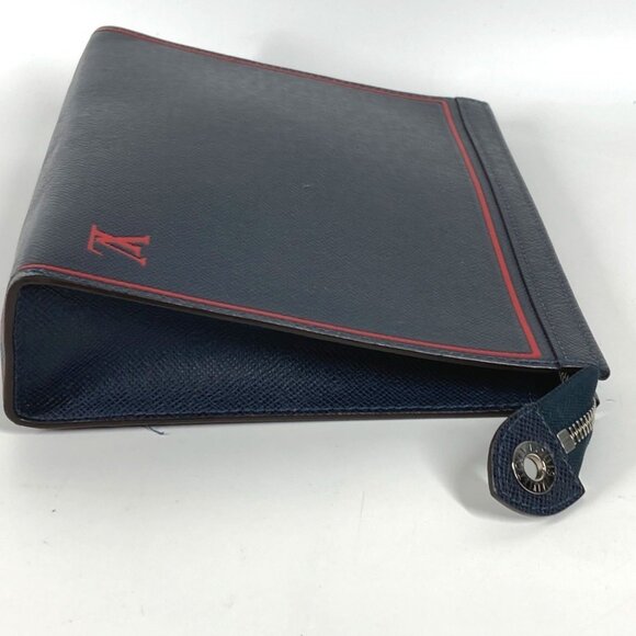 LOUIS VUITTON Red Leather Pouch - Picture 6 of 12